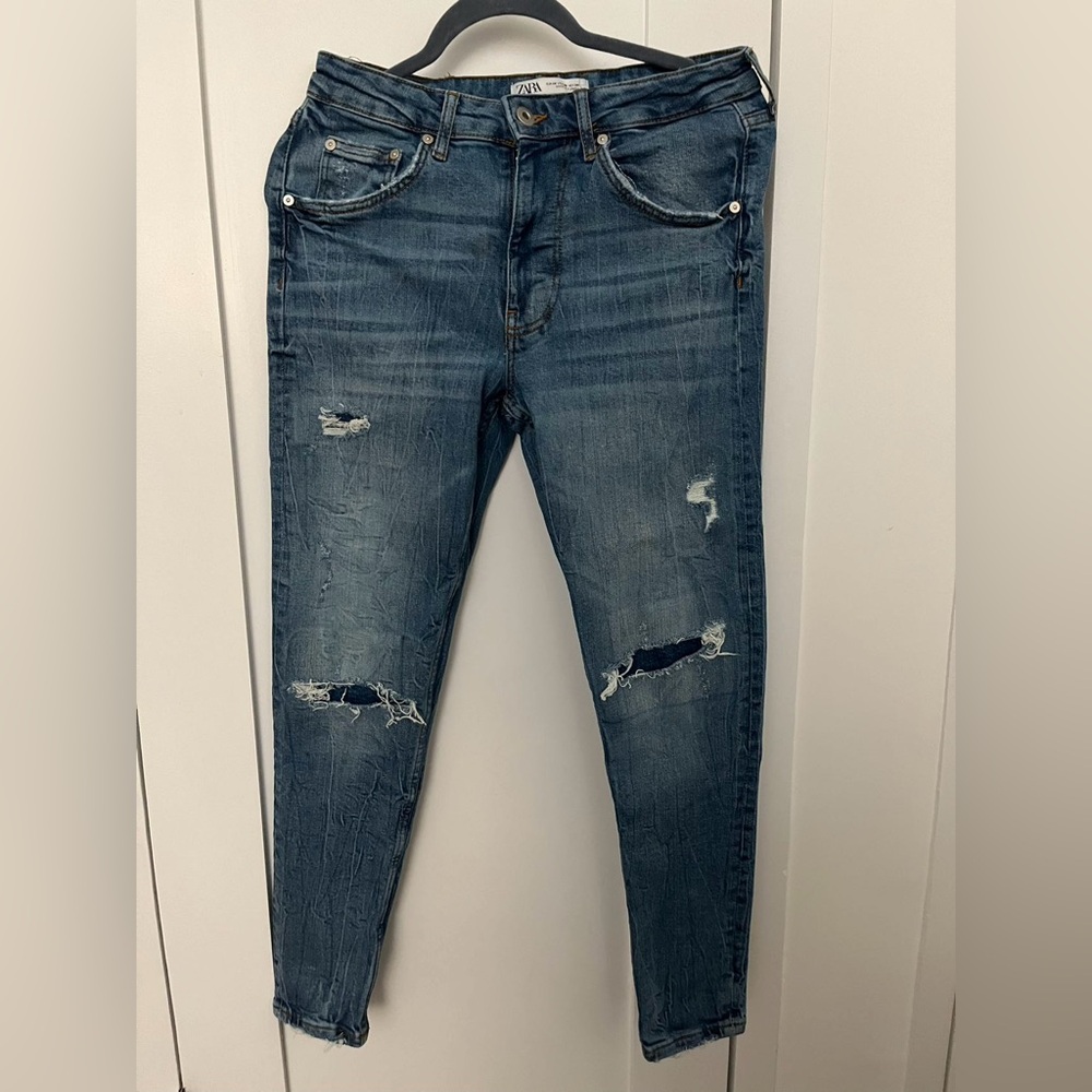 Zara men Distressed Jeans with rips and tears 30